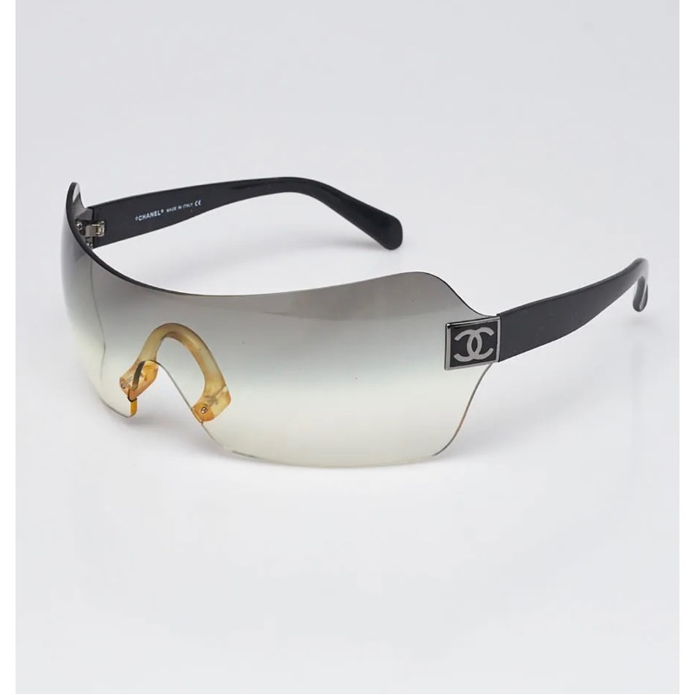 Chanel wrap around sunglasses model 4109